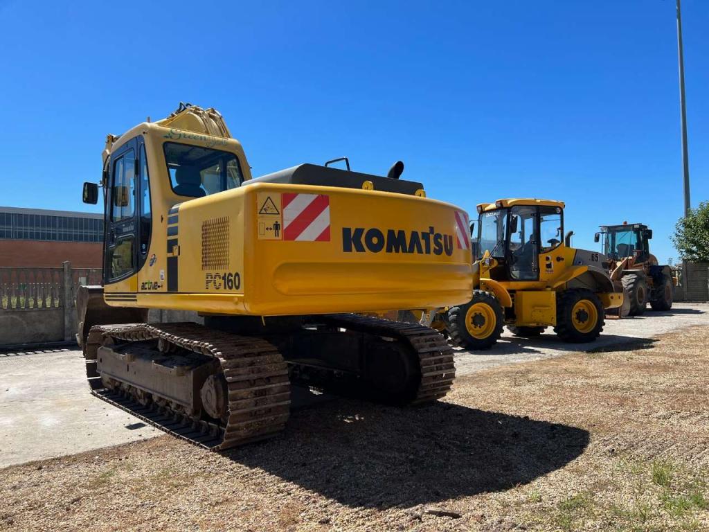 KOMATSU