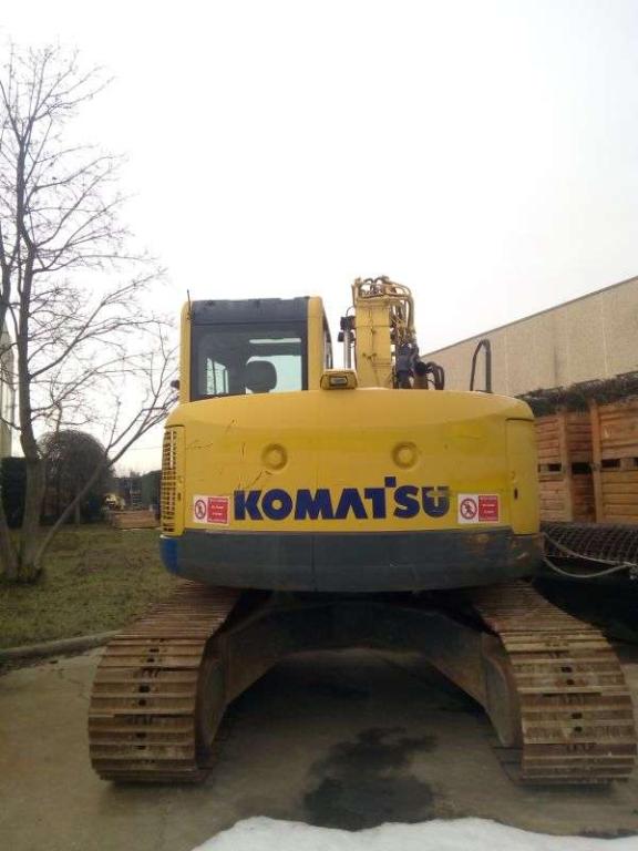 KOMATSU