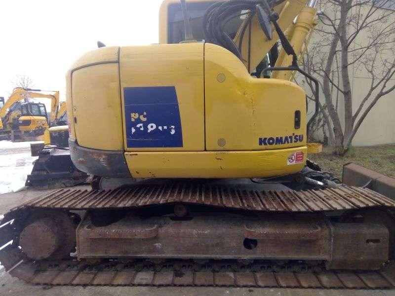 KOMATSU