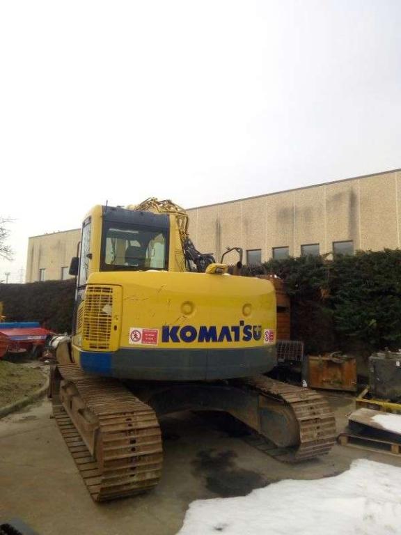 KOMATSU